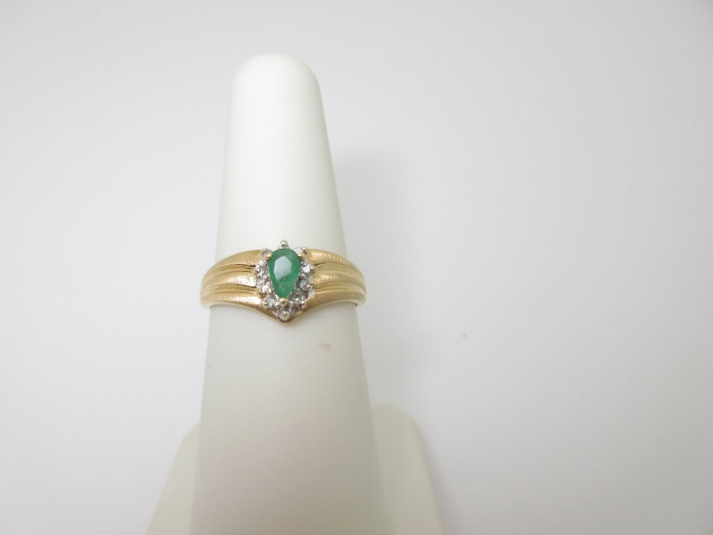 may birthstone, emerald ring, emerald ring osrs, emerald ring gold