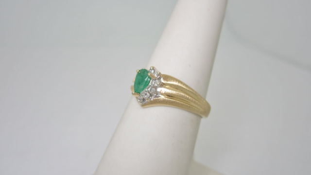may birthstone, emerald ring, emerald ring osrs, emerald ring gold