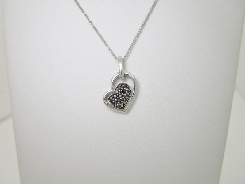 Best 25+ Deals for Black And White Kay Black Diamond Heart Necklace |  Poshmark
